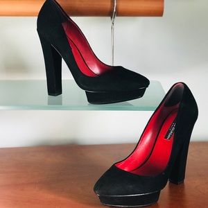 Charles Jourdan Paris black suede platform pumps